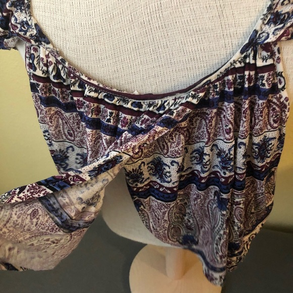 Forever 21 Paisley Top - Picture 5 of 7